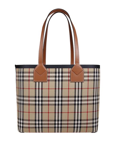 borsa burberry saldi|Collezione donna BURBERRY Online Outlet.